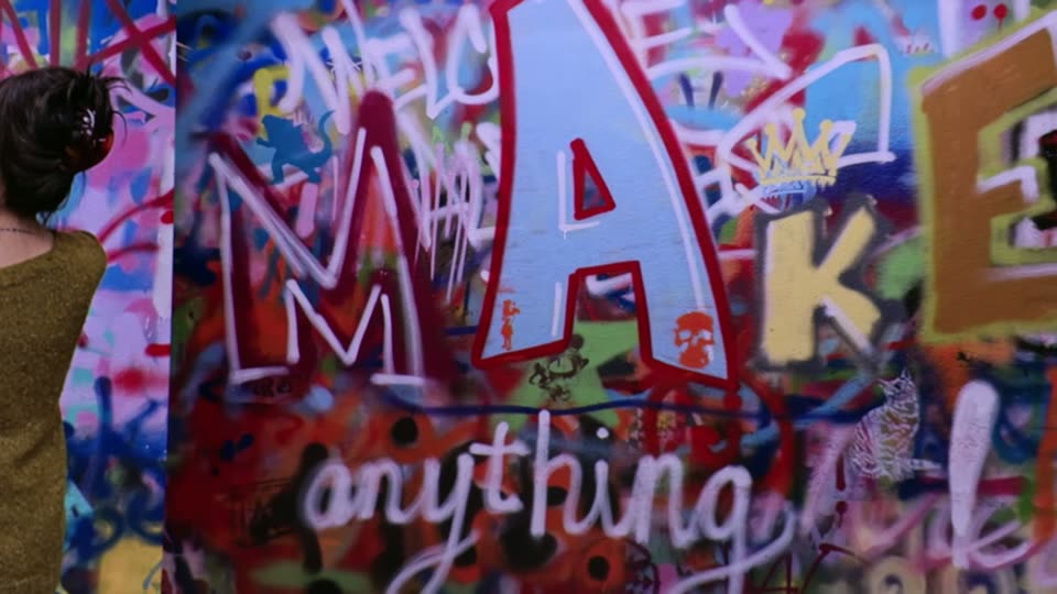 涂鸦墙MAKE anything字样