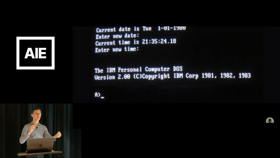 IBM PC DOS 2.00 启动界面截图