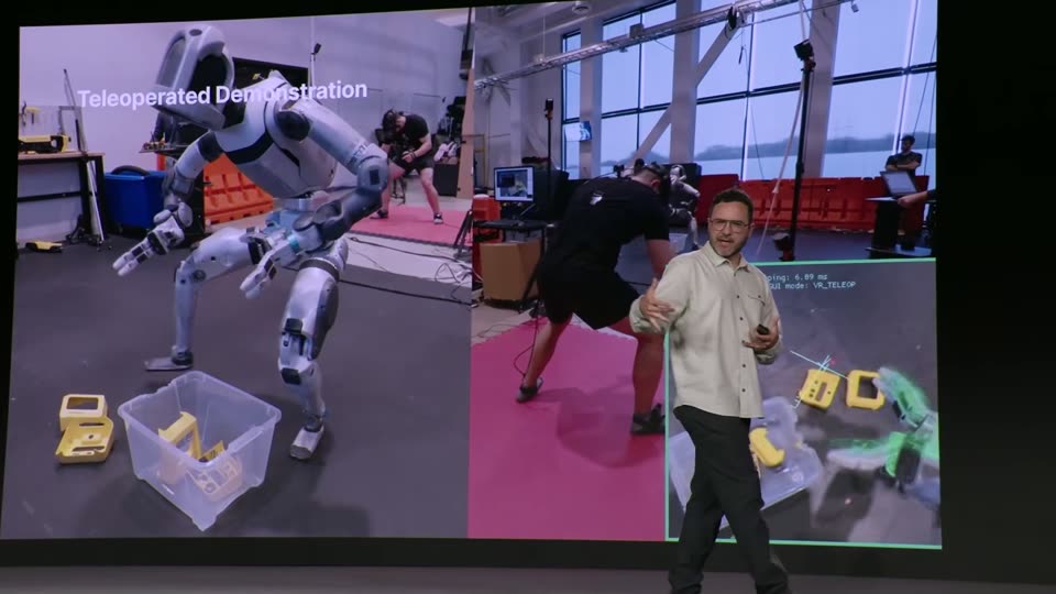 遥操作演示:机器人弯腰分拣物件